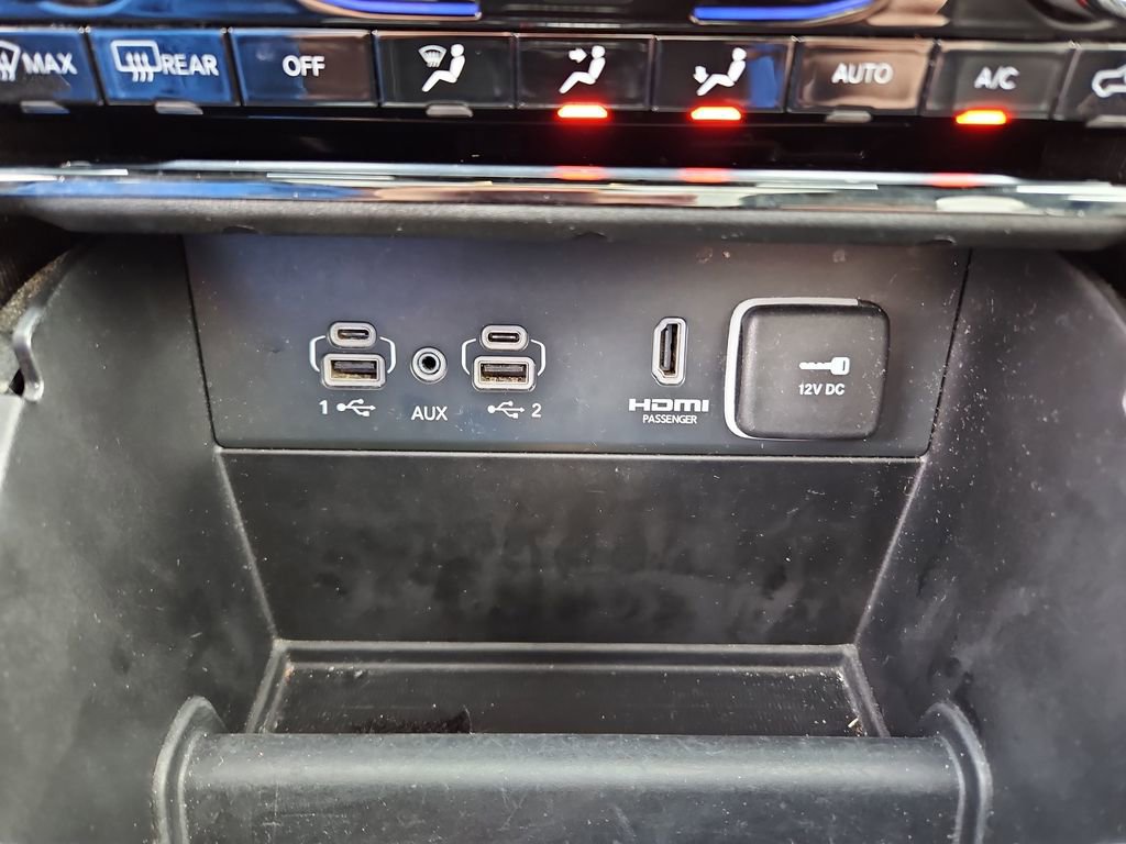 Used 2024 Jeep Grand Cherokee Limited 4xe image 21