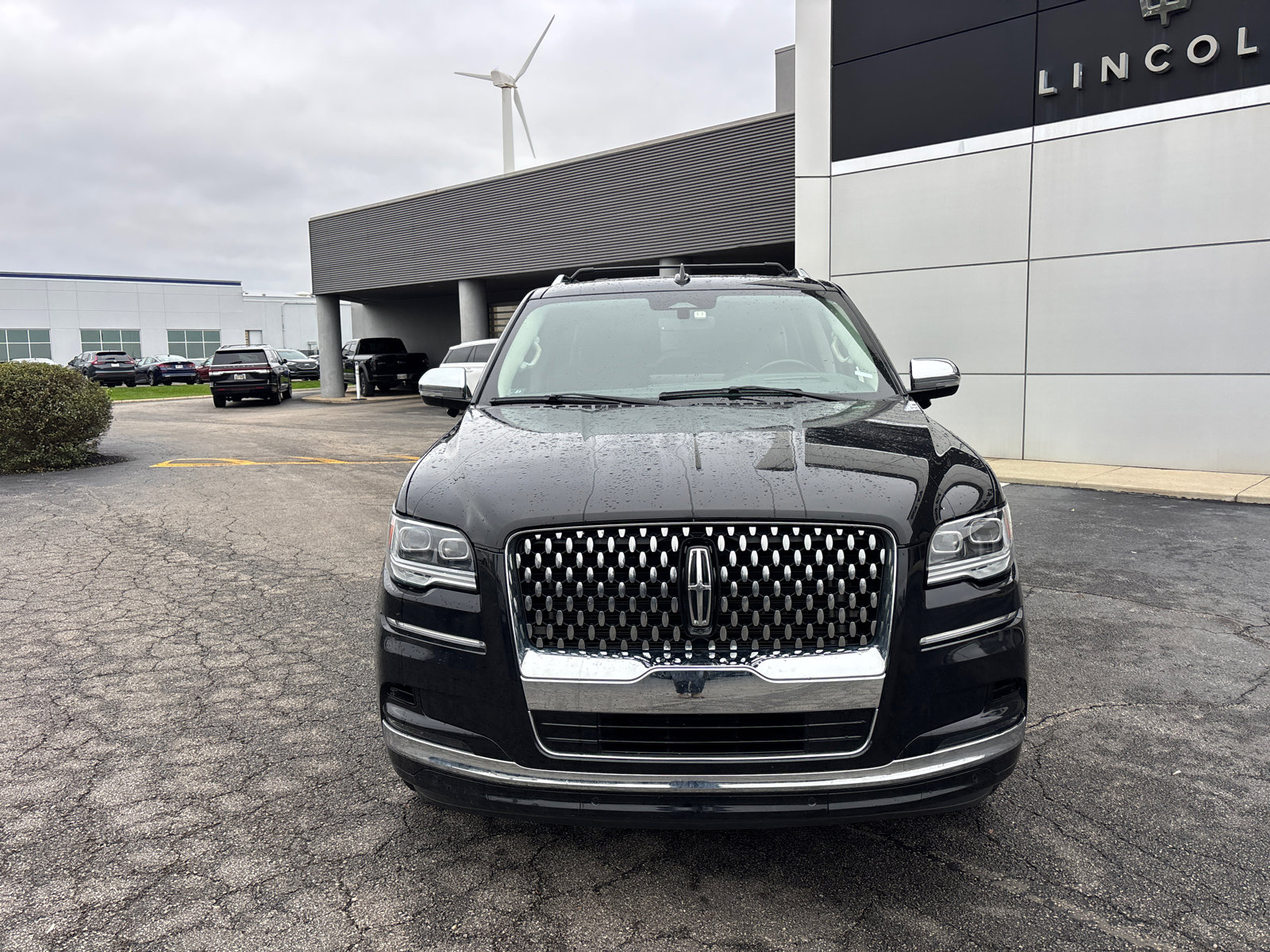 Certified 2022 Lincoln Navigator Black Label image 2