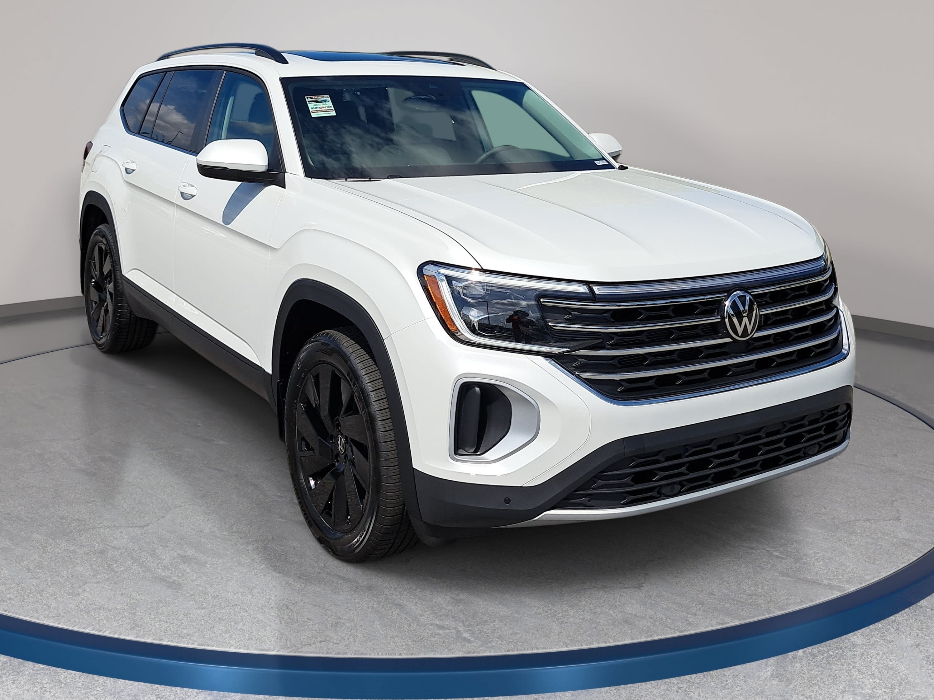 New 2026 Volkswagen Atlas SE FWD image 3