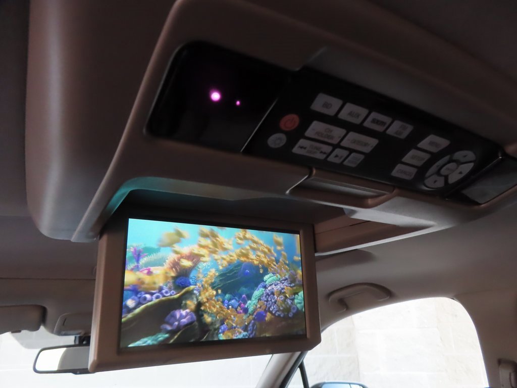 Used 2017 Honda Pilot Touring image 8