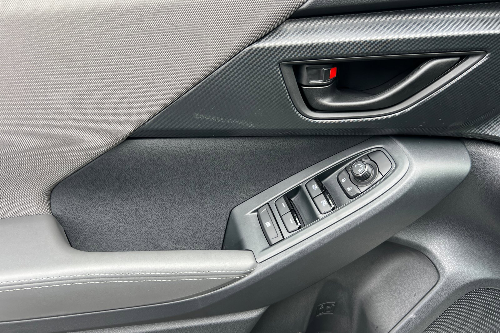 New 2025 Subaru Crosstrek 2.5i Premium image 11