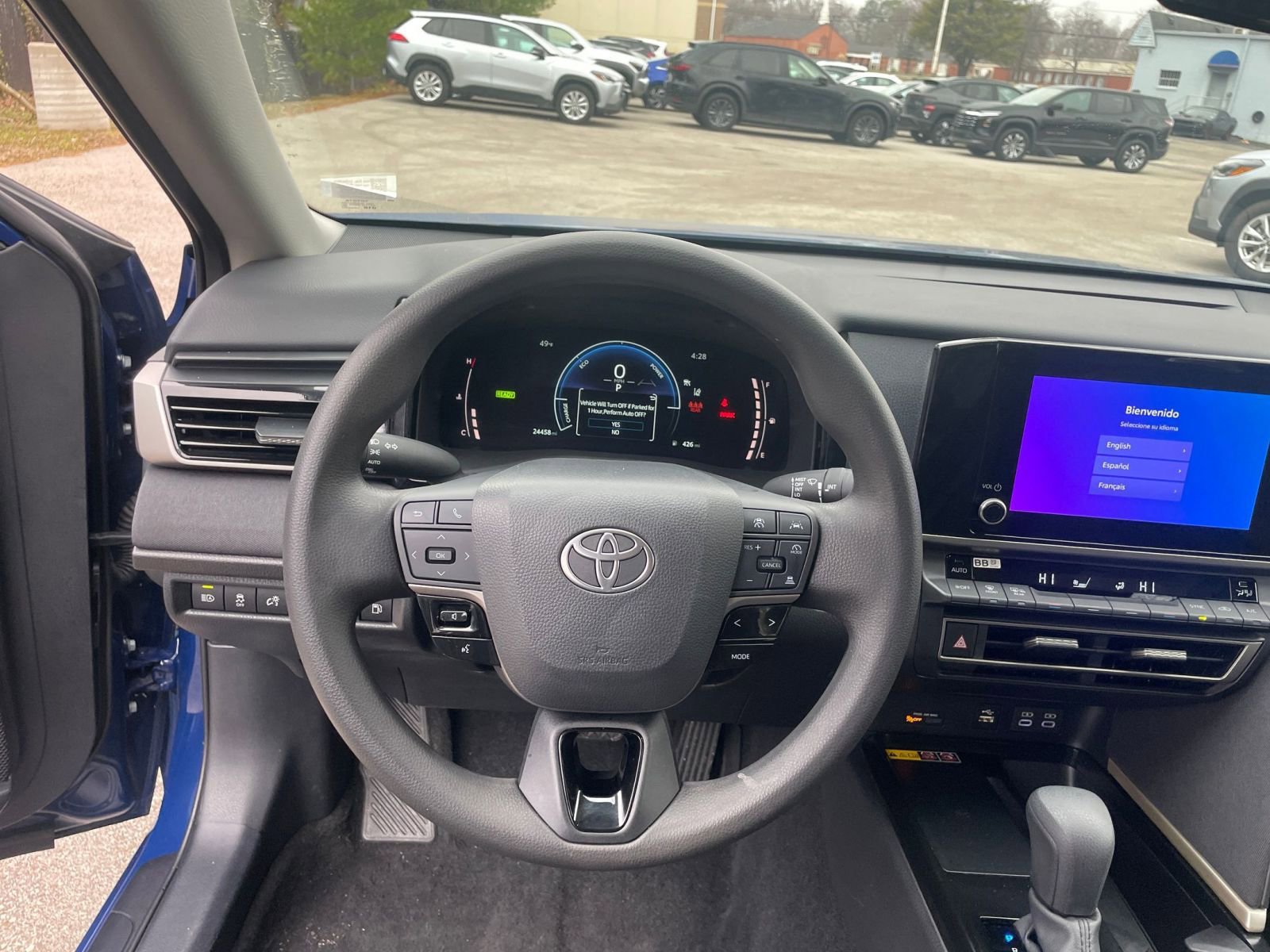 Used 2025 Toyota Camry LE image 32