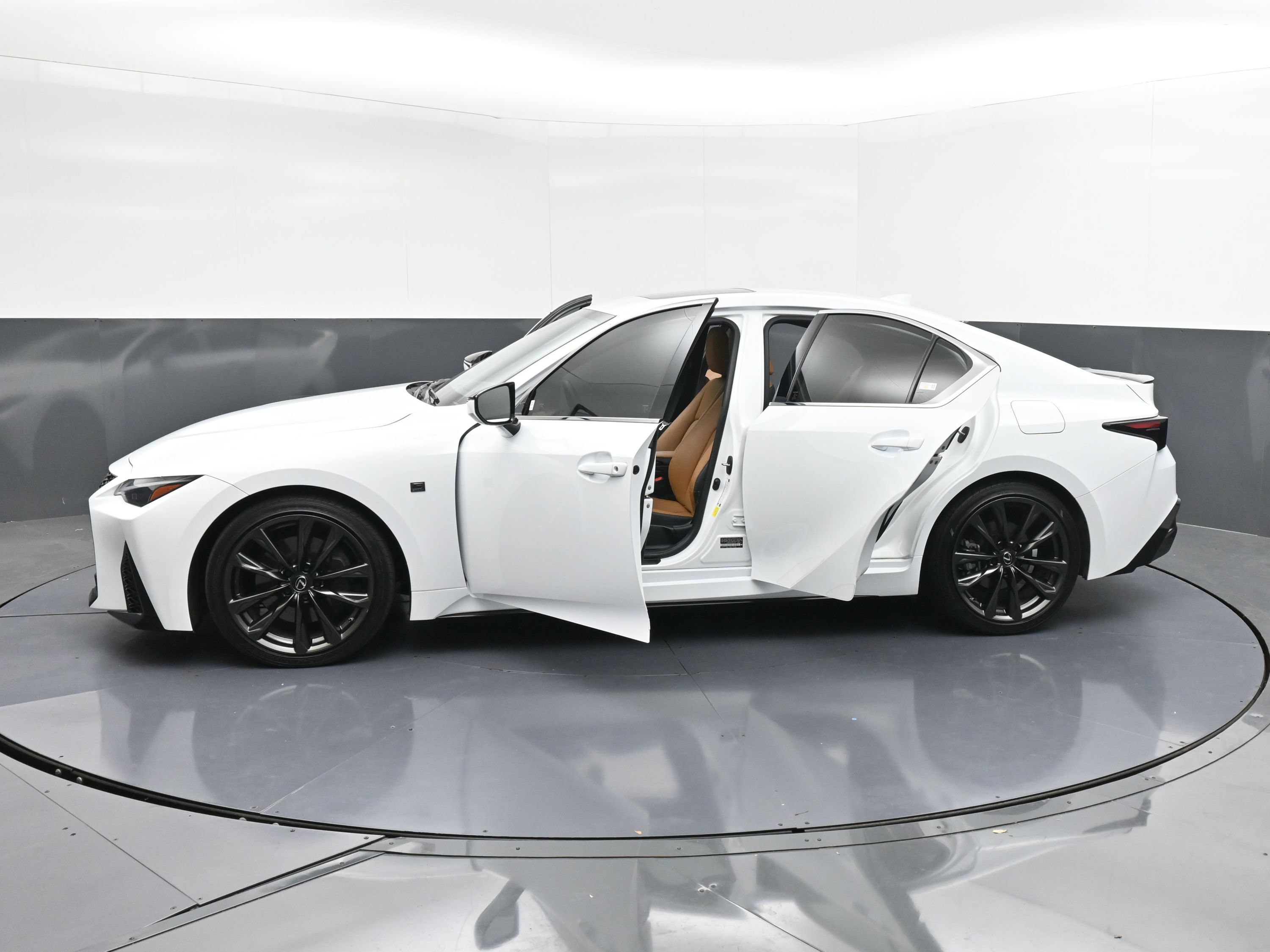 Used 2024 Lexus IS 350 F Sport RWD image 42