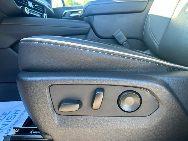 Used 2025 Chevrolet Tahoe Premier w/ Sun And Tow Package AWD/4WD image 12