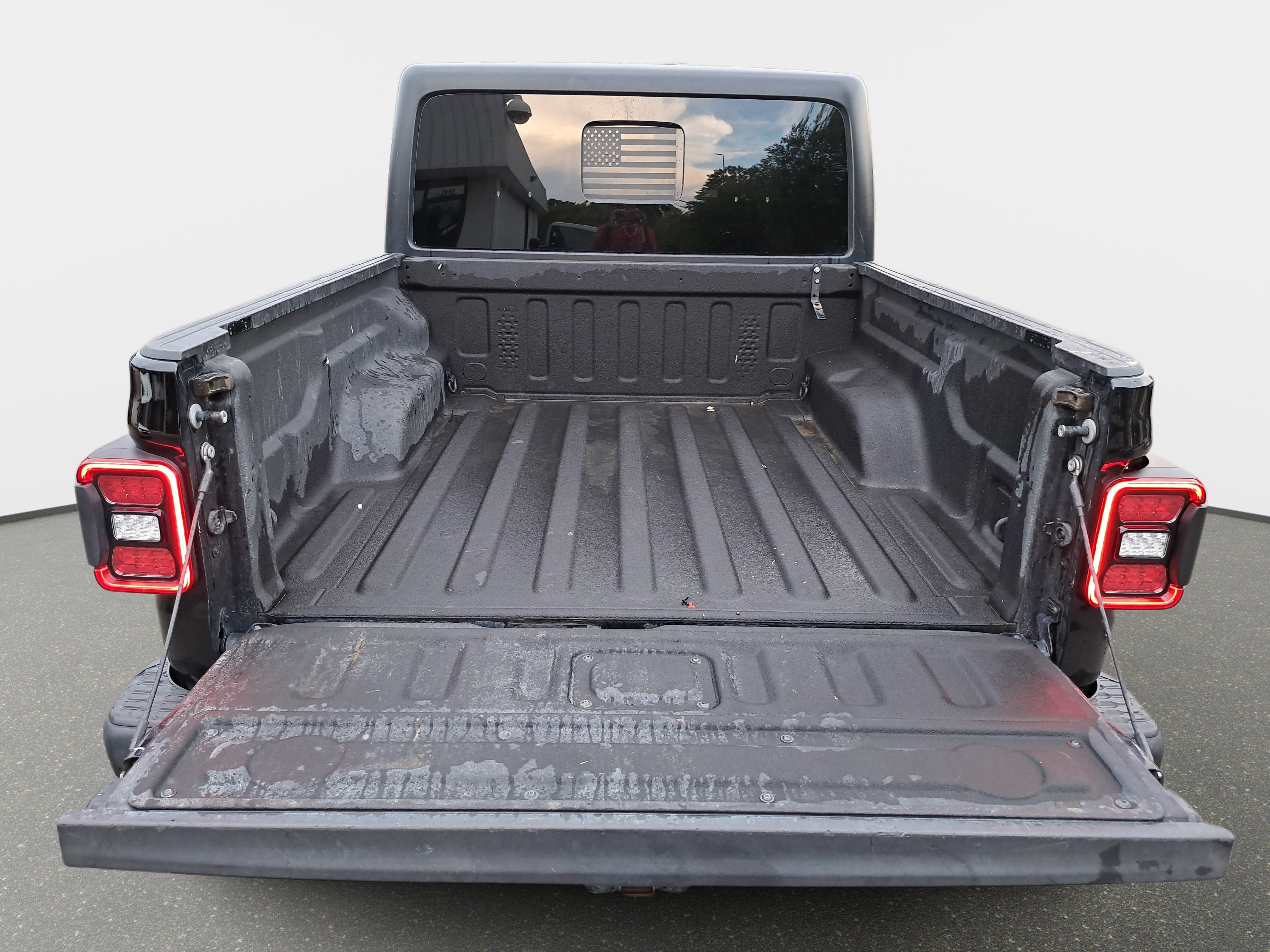 Used 2022 Jeep Gladiator Rubicon w/ LED Lighting Group AWD/4WD image 12