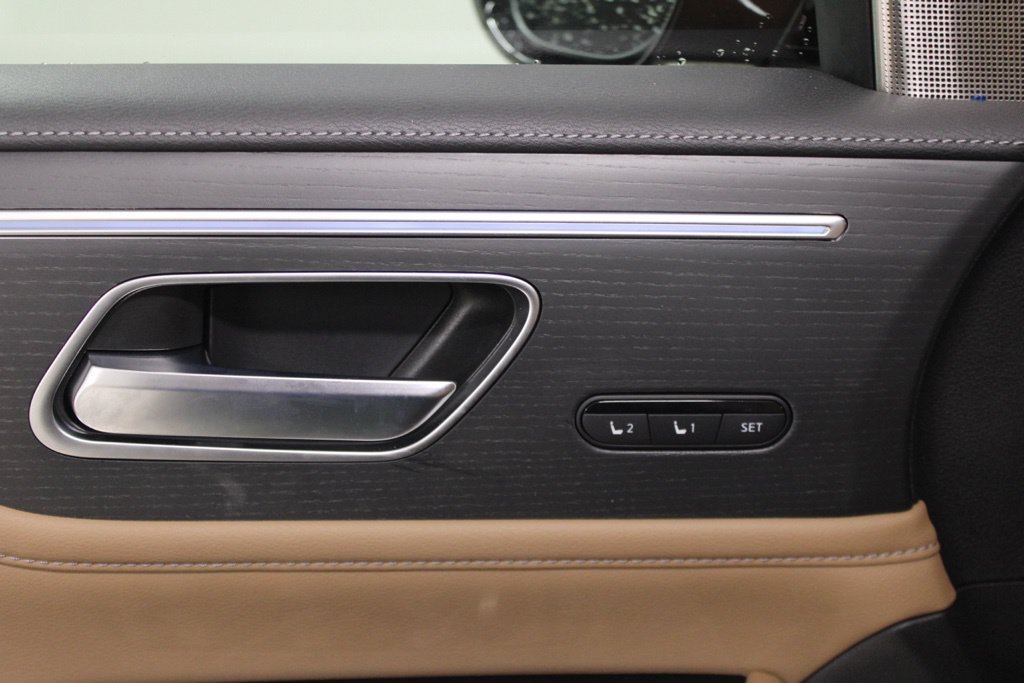 Certified 2025 INFINITI QX80 Sensory AWD/4WD image 19