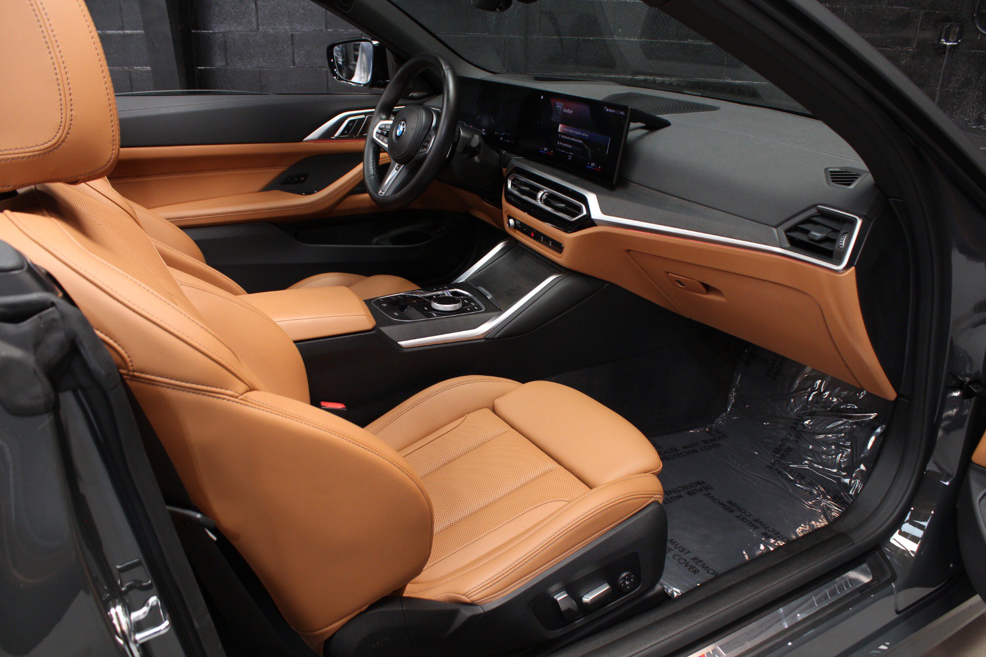 Used 2024 BMW M440i Convertible w/ Premium Package RWD image 52