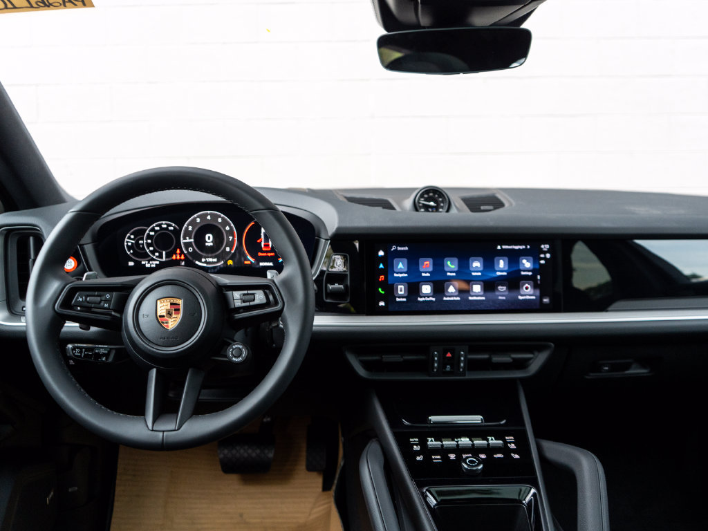 New 2026 Porsche Cayenne Coupe AWD/4WD image 22