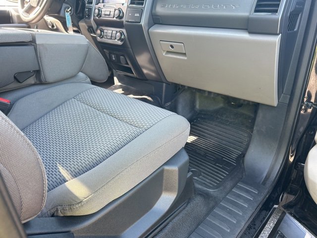 Used 2022 Ford F350 XLT w/ XLT Value Package image 12