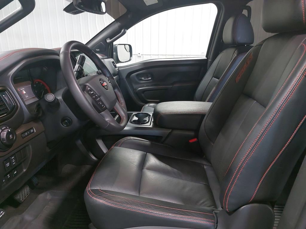 Used 2022 Nissan Titan PRO-4X w/ Pro-4x Convenience Package AWD/4WD image 13