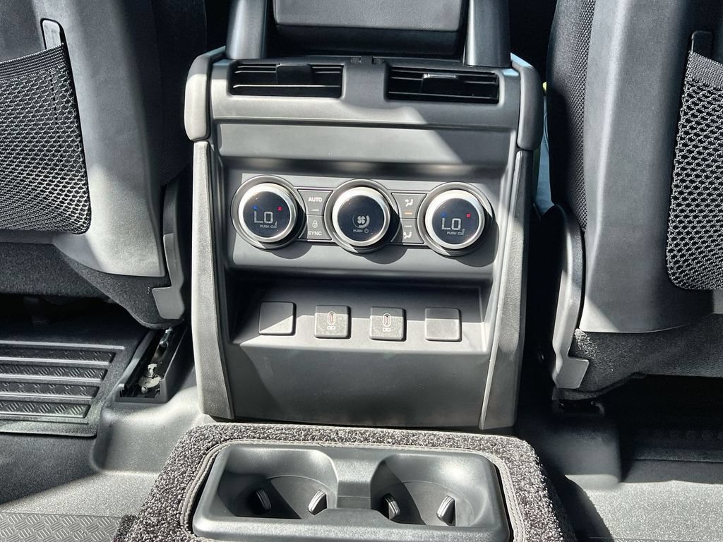 Used 2026 Land Rover Defender 130 V8 AWD/4WD image 16