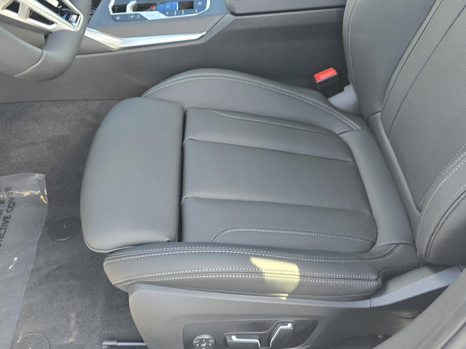 New 2026 BMW 330i Sedan w/ M Sport Package RWD image 14
