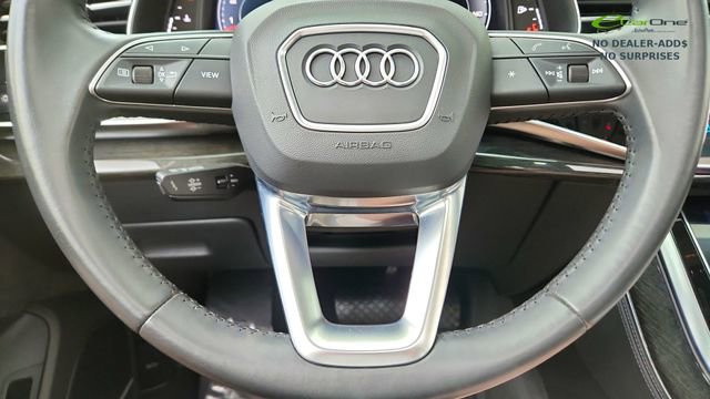 Used 2020 Audi Q8 Prestige w/ Prestige Package image 41