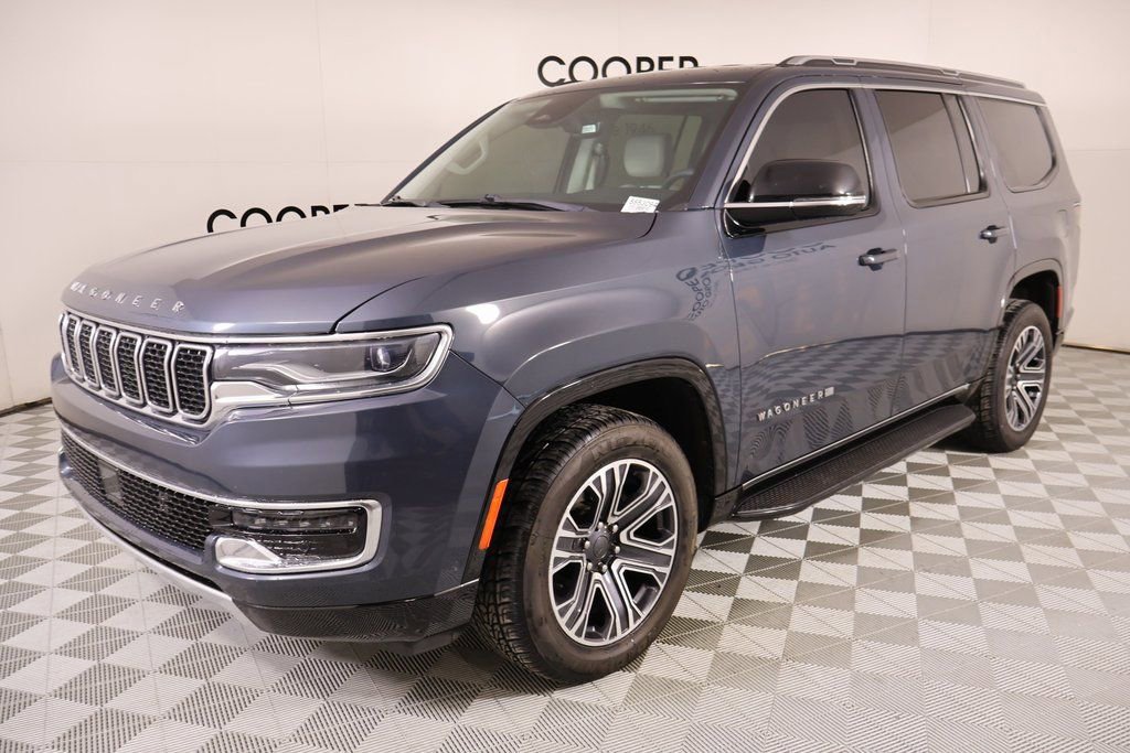 Used 2023 Jeep Wagoneer Series II w/ Flexible Seating Group image 11