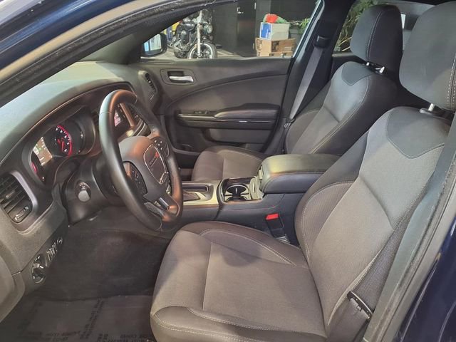 Used 2016 Dodge Charger SE w/ Blacktop Package image 14