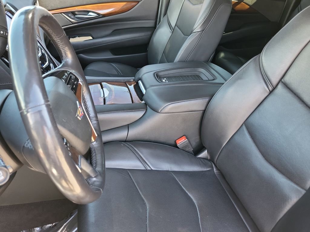 Used 2020 Cadillac Escalade ESV Premium Luxury w/ Escalade Sport Edition AWD/4WD image 11