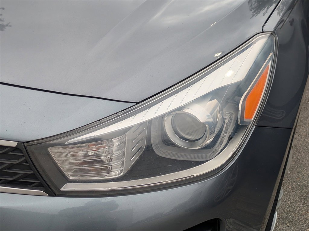 Used 2020 Kia Rio S w/ Technology Package image 12