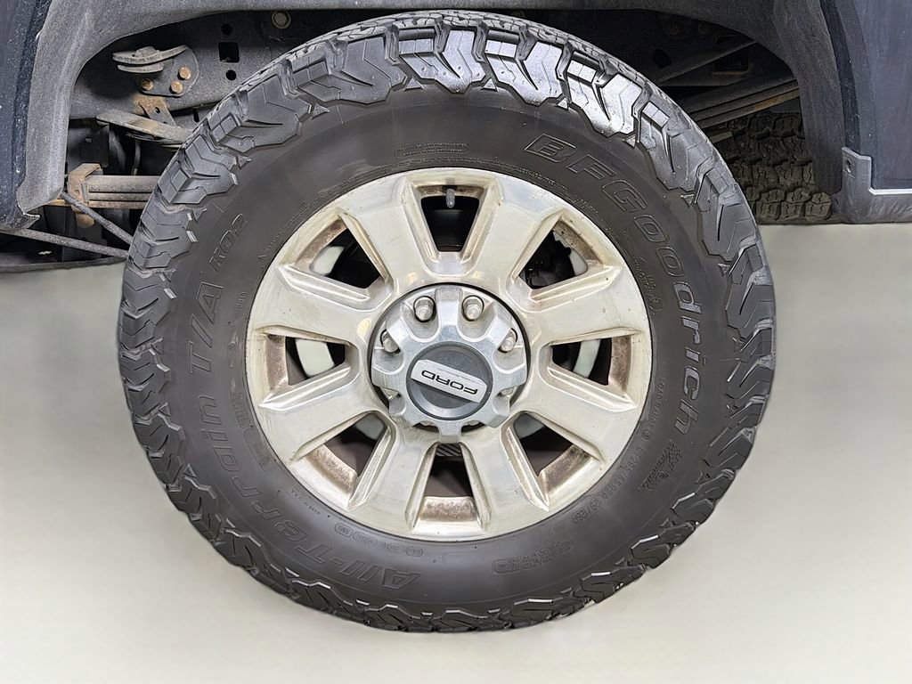 Used 2017 Ford F350 Platinum w/ Platinum Ultimate Package image 30