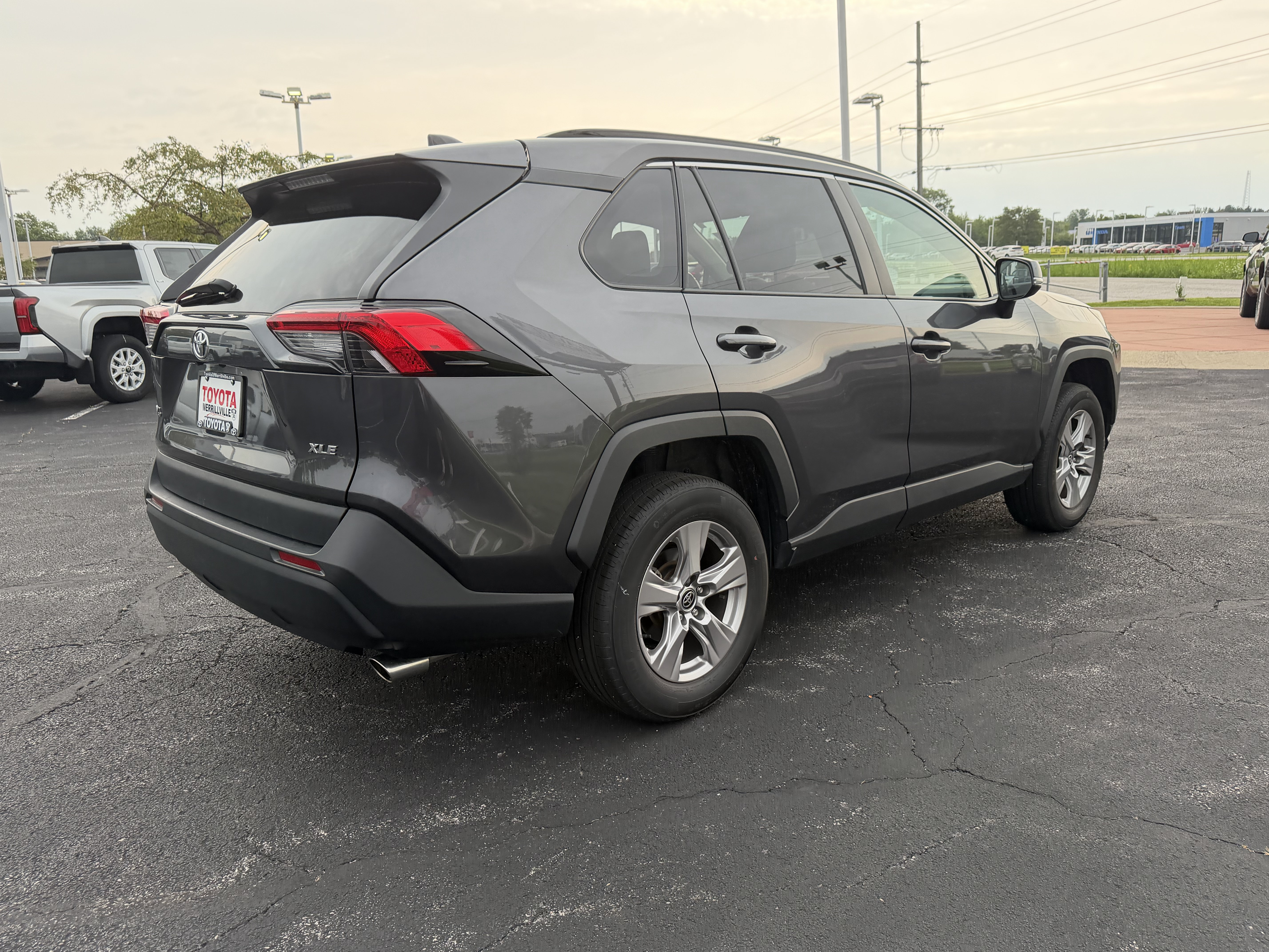 Used 2025 Toyota RAV4 XLE FWD image 10