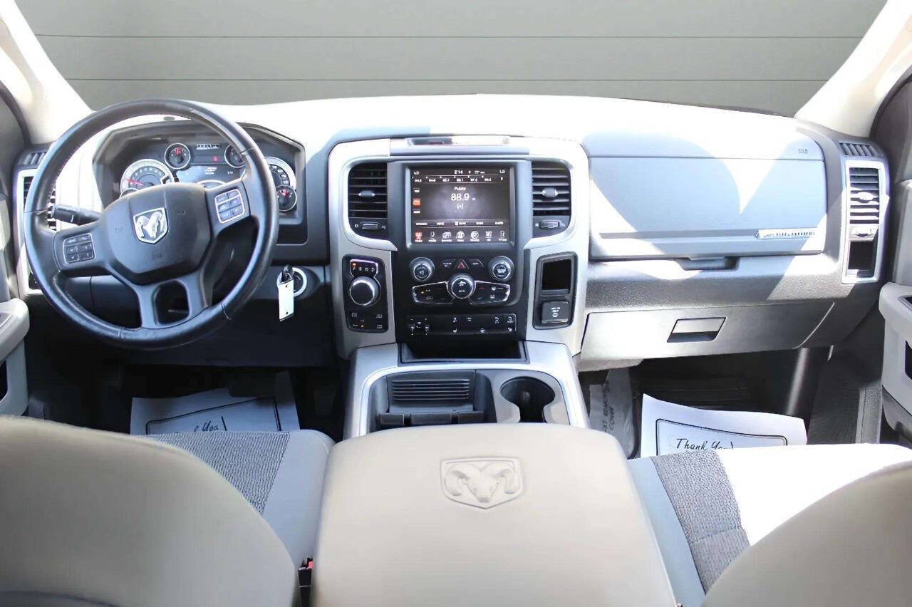 Used 2016 RAM 1500 Big Horn image 13