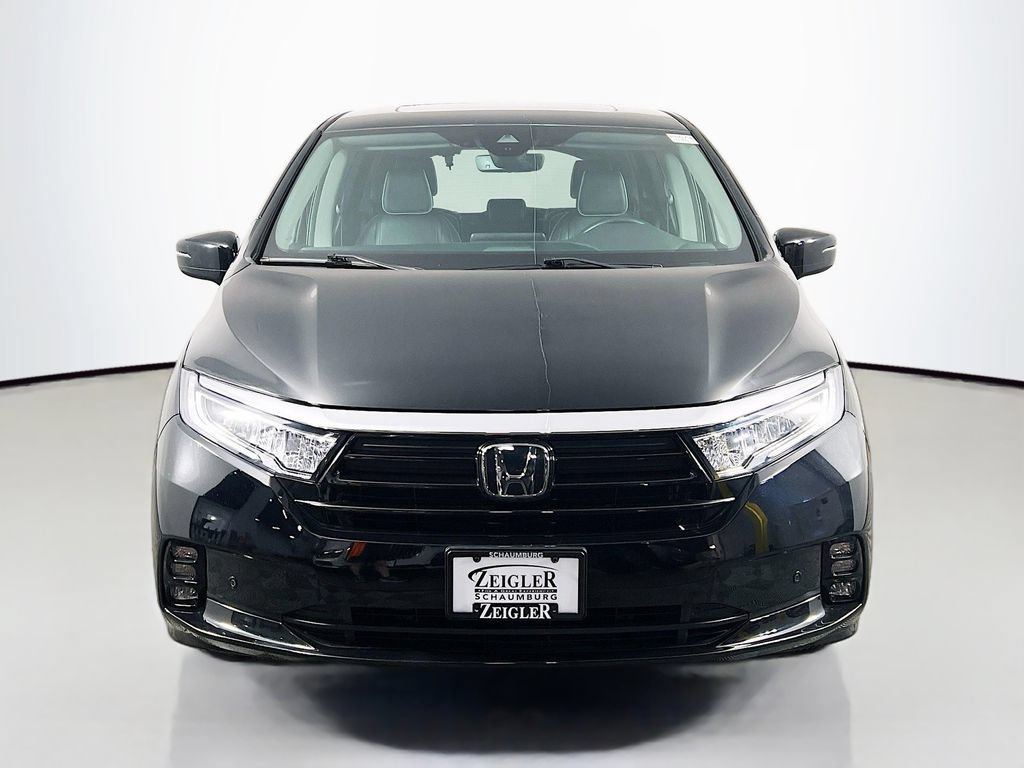 Used 2023 Honda Odyssey Elite image 2