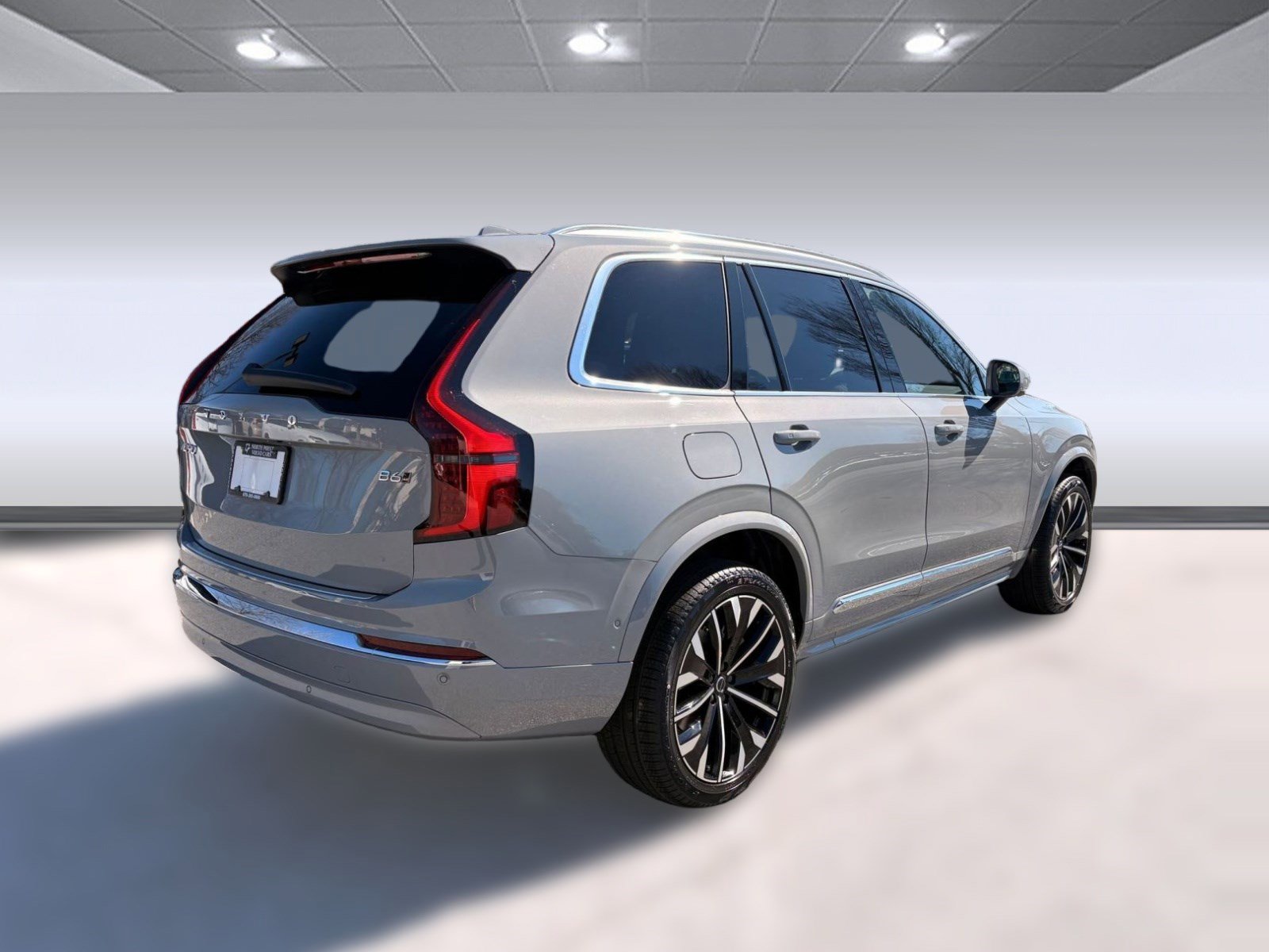 New 2026 Volvo XC90 B6 Plus w/ Protection Package Premier image 9