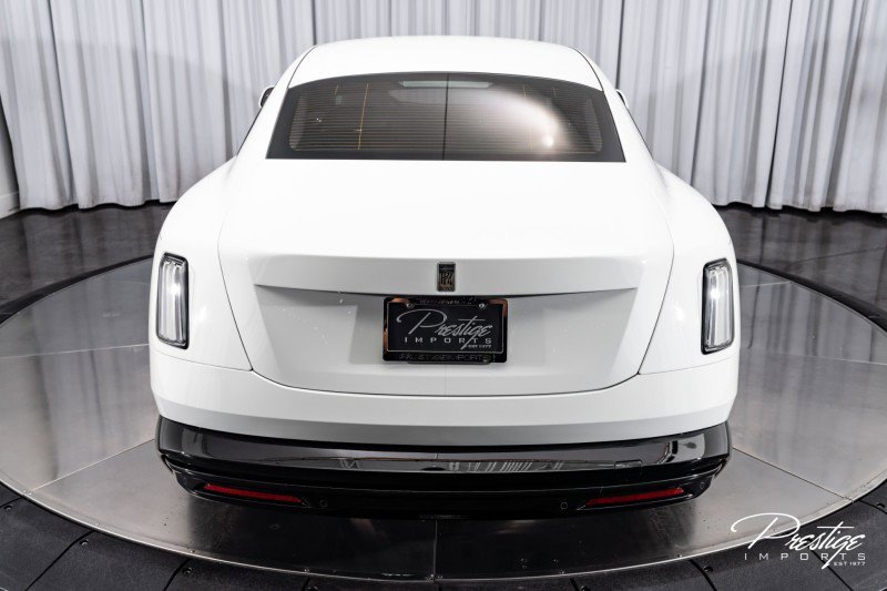 Used 2024 Rolls-Royce Spectre w/ Spectre Launch Package image 16