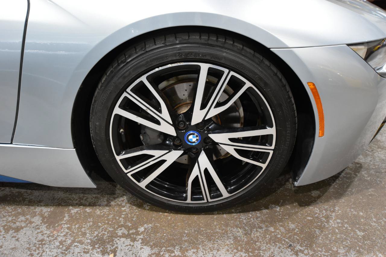 Used 2016 BMW i8 AWD/4WD image 47