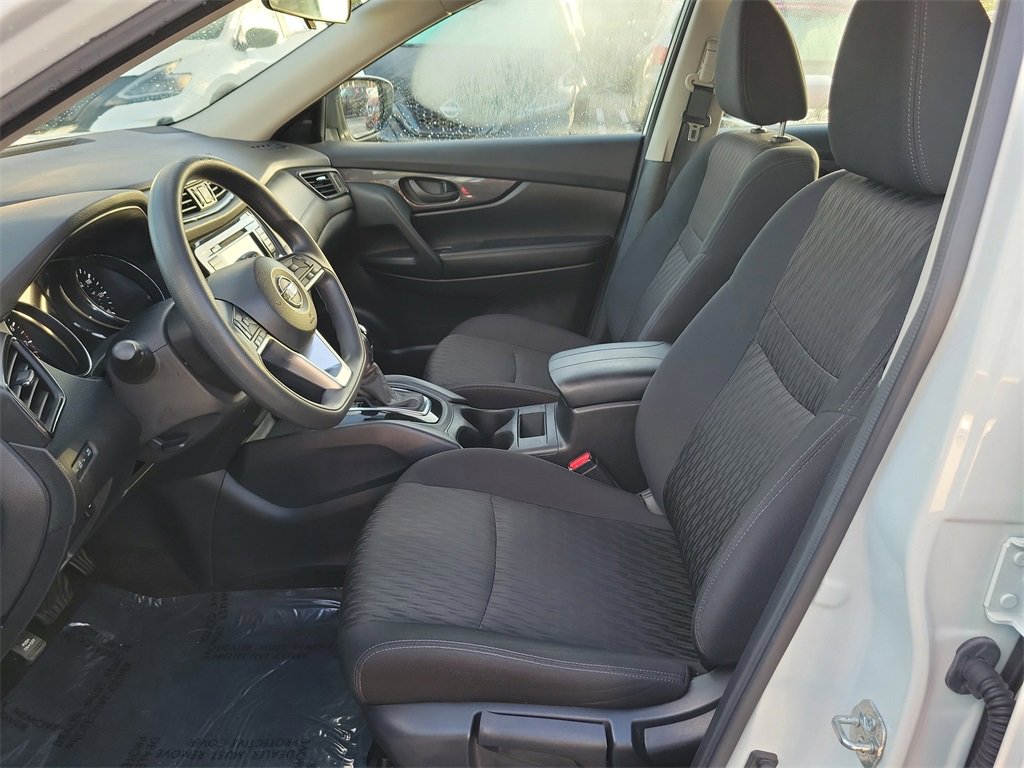 Certified 2020 Nissan Rogue S image 13
