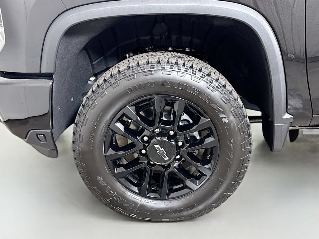 New 2026 Chevrolet Silverado 2500 LTZ w/ Trail Boss Package AWD/4WD image 19