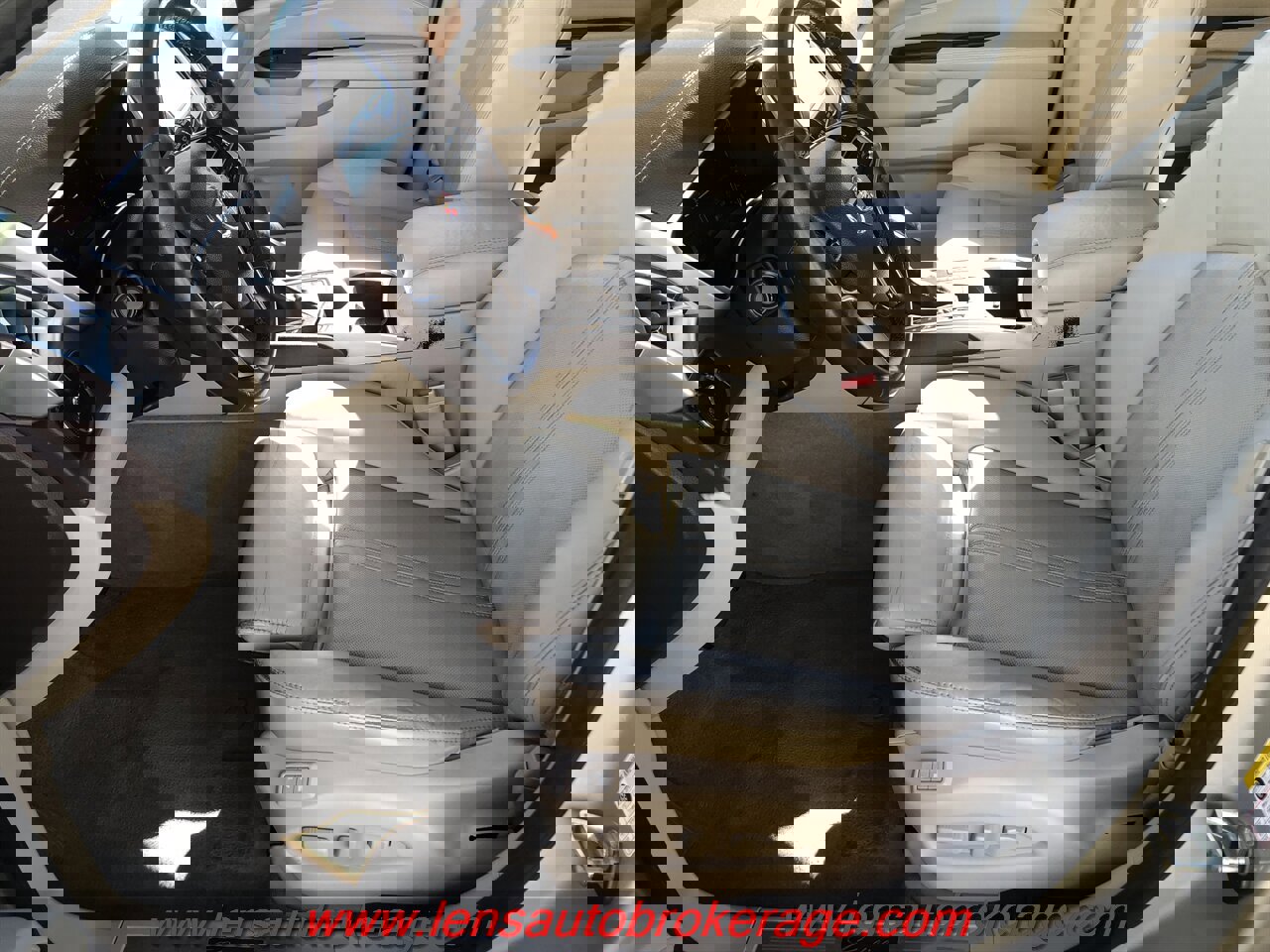 Used 2015 Cadillac SRX Performance w/ Driver Awareness Package FWD image 9