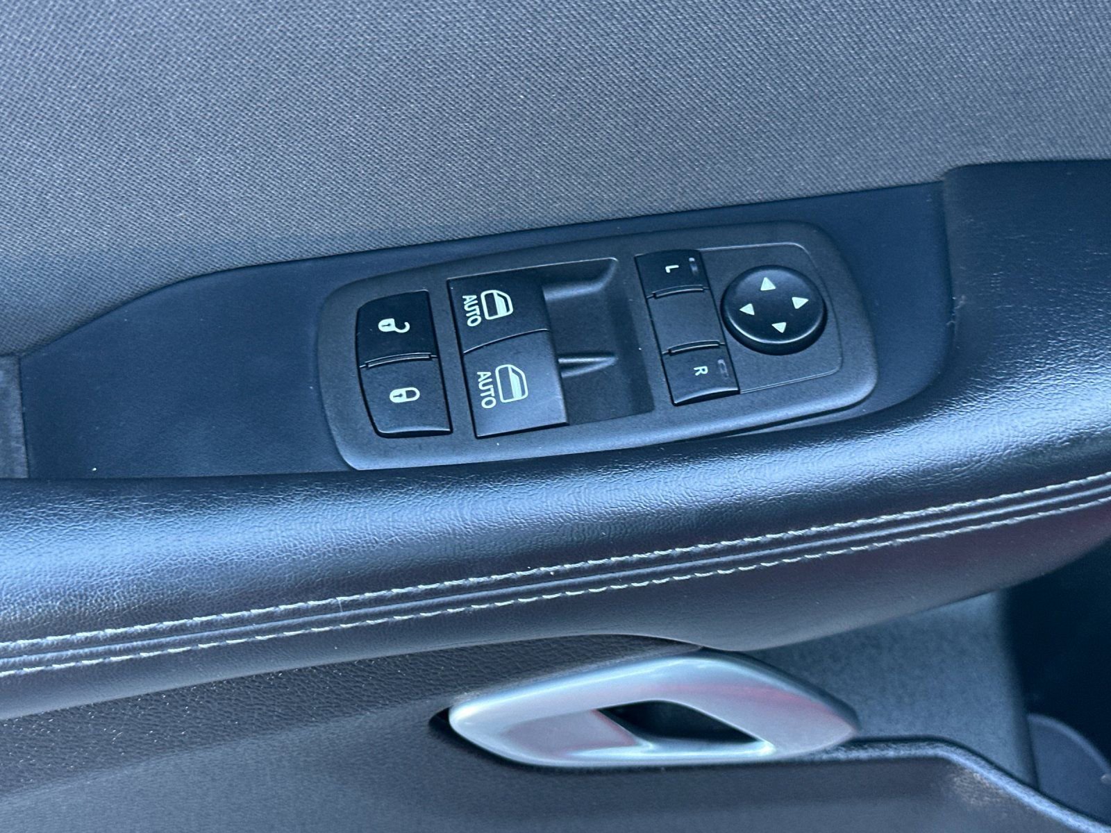 Used 2022 Dodge Challenger GT w/ Blacktop Package image 12