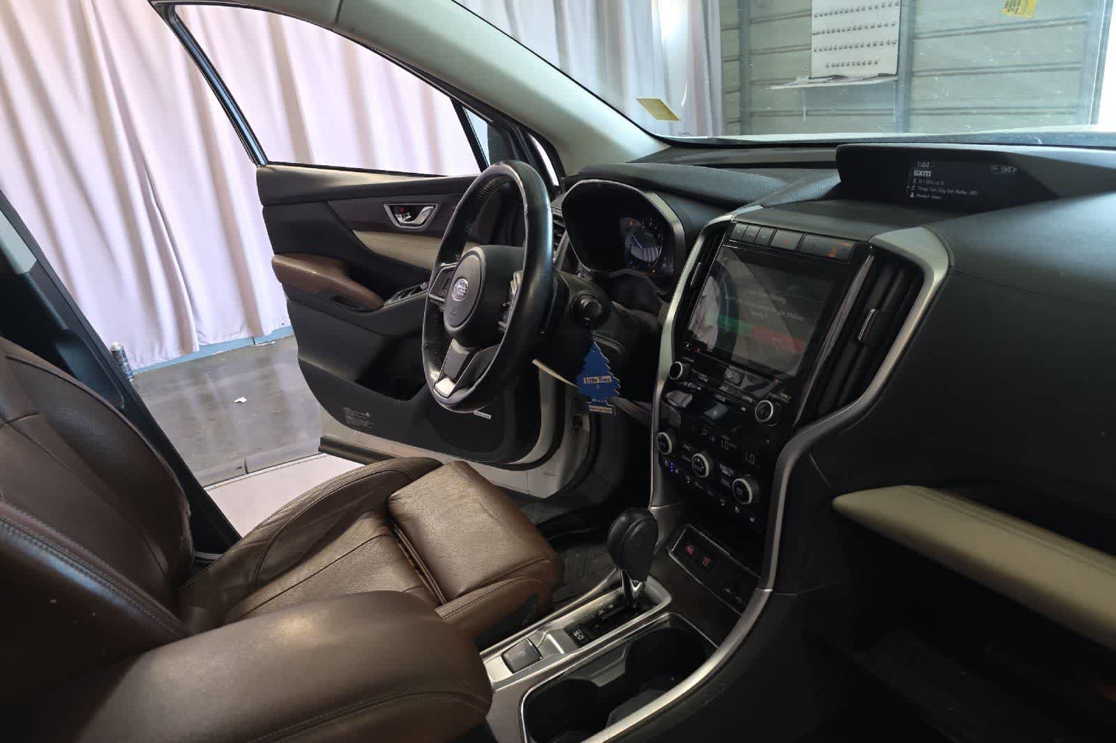 Used 2019 Subaru Ascent Touring w/ Popular Package #3 AWD/4WD image 18