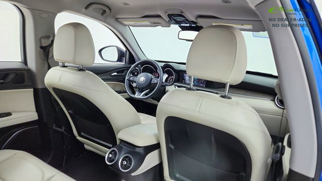 Used 2020 Alfa Romeo Stelvio Ti w/ Nero Edizione image 28