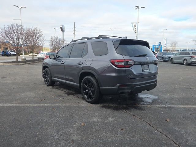 Used 2025 Honda Pilot Touring image 13