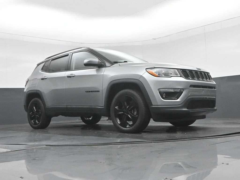 Used 2019 Jeep Compass Latitude AWD/4WD image 48