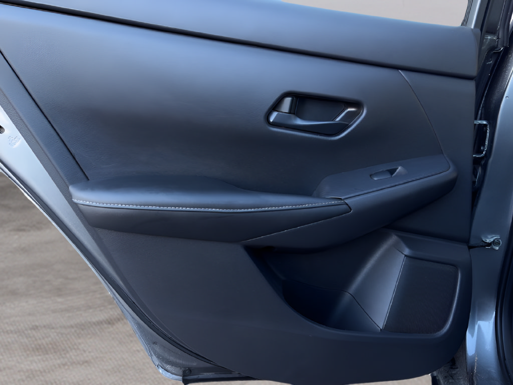 Used 2024 Nissan Sentra SV FWD image 22