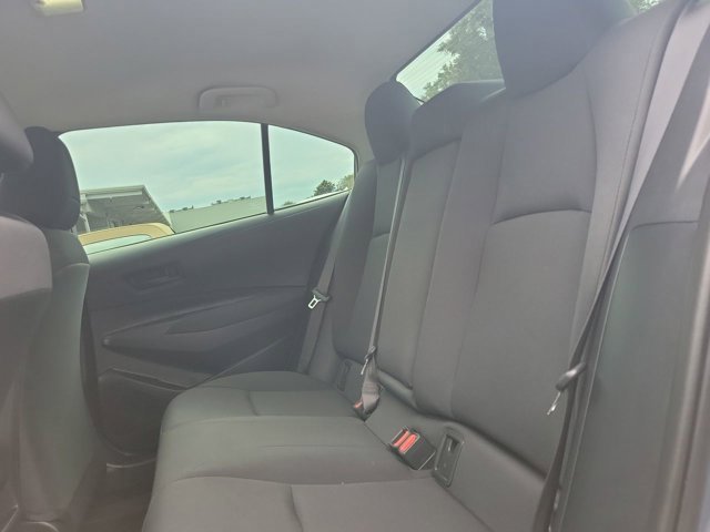 Used 2022 Toyota Corolla LE image 20