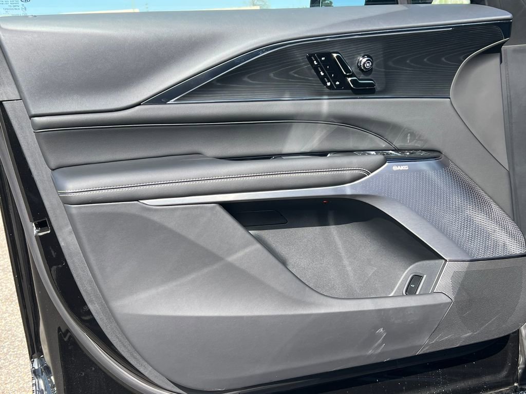 New 2026 Cadillac Lyriq V AWD/4WD image 13