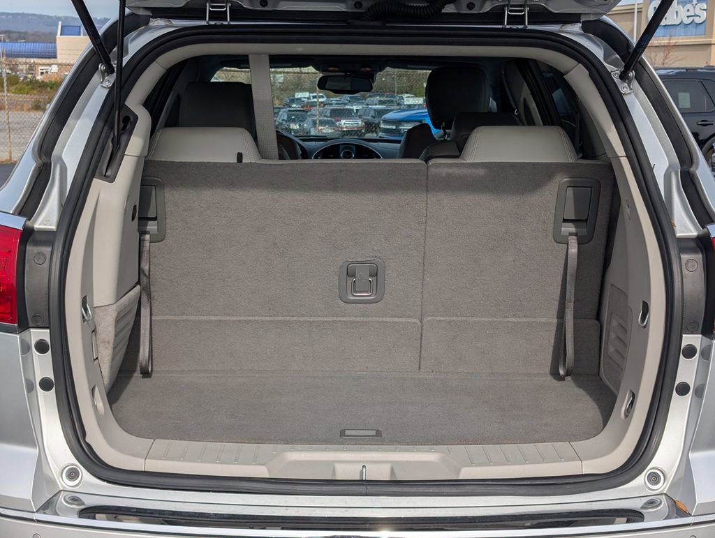 Used 2017 Buick Enclave Premium w/ Experience Buick Package image 9