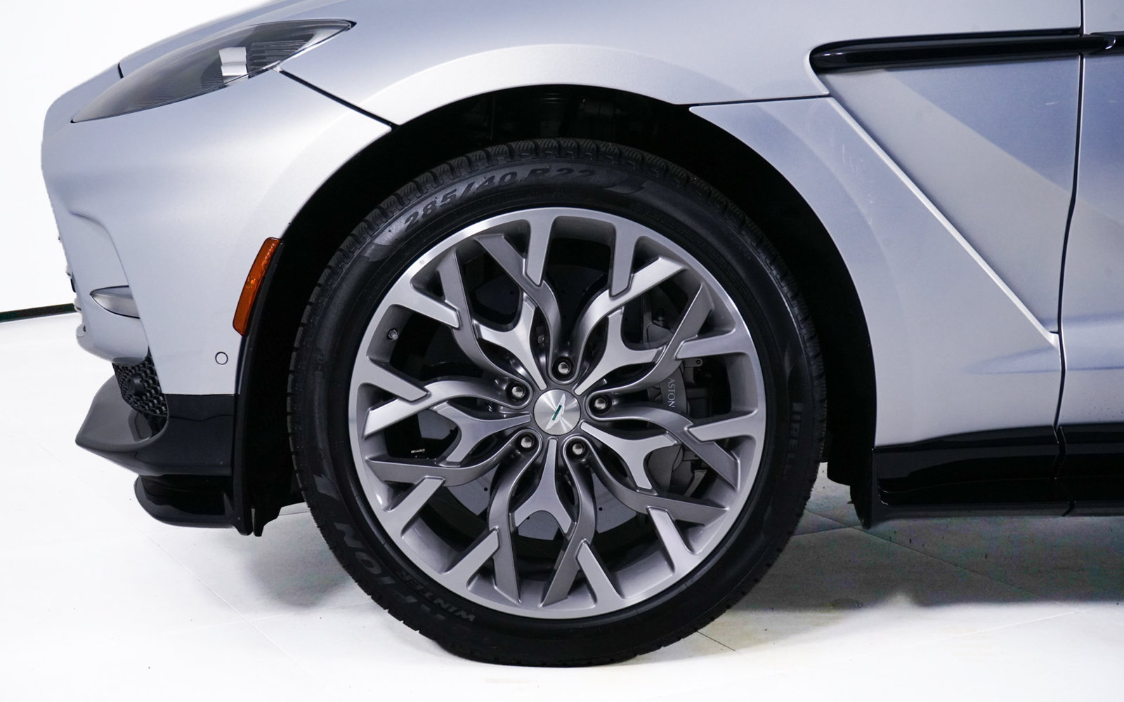 Used 2023 Aston Martin DBX 707 AWD/4WD image 11