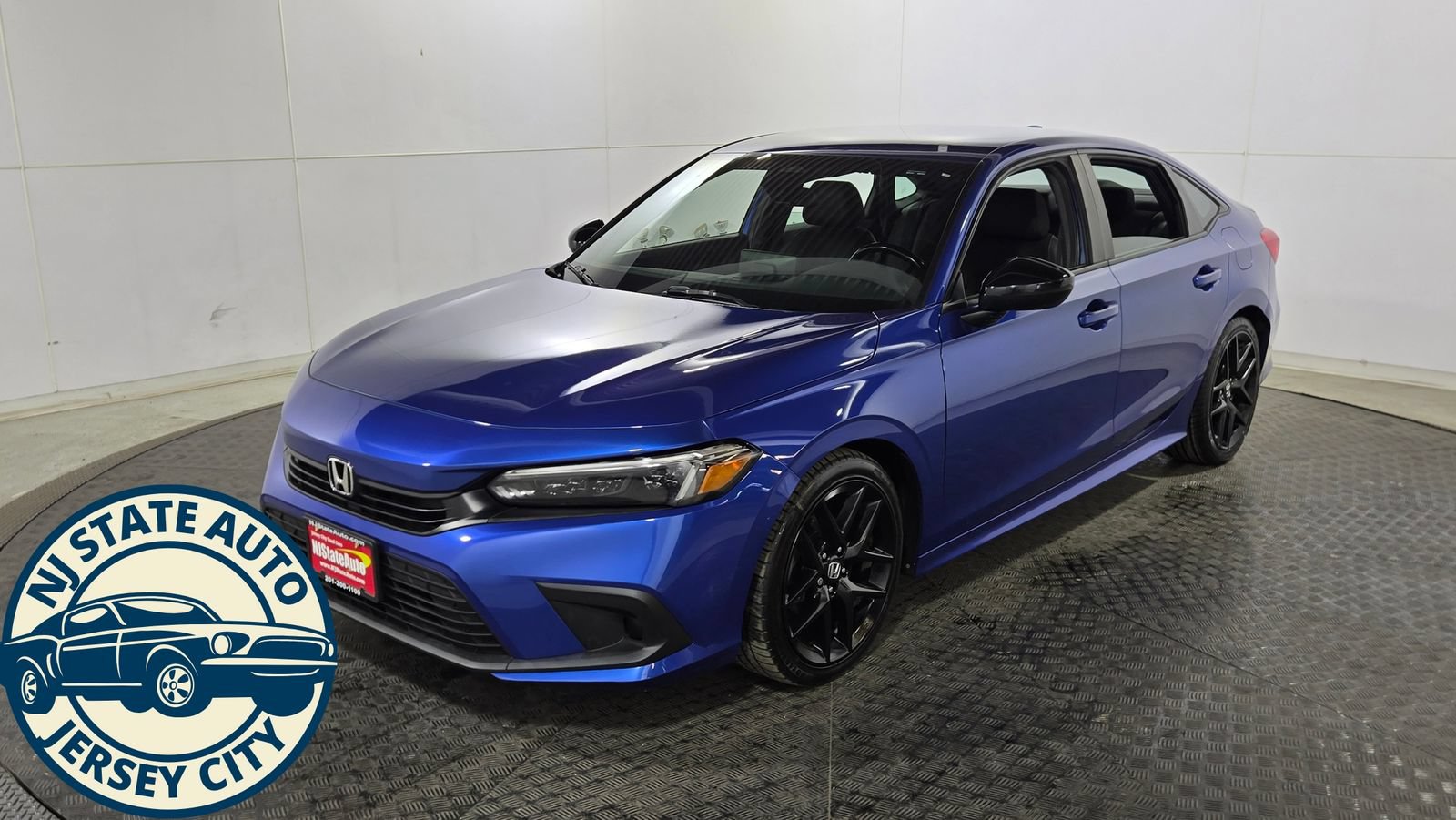 Used 2023 Honda Civic Sport image 3