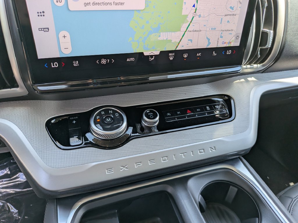 New 2027 Ford Expedition Active RWD image 24