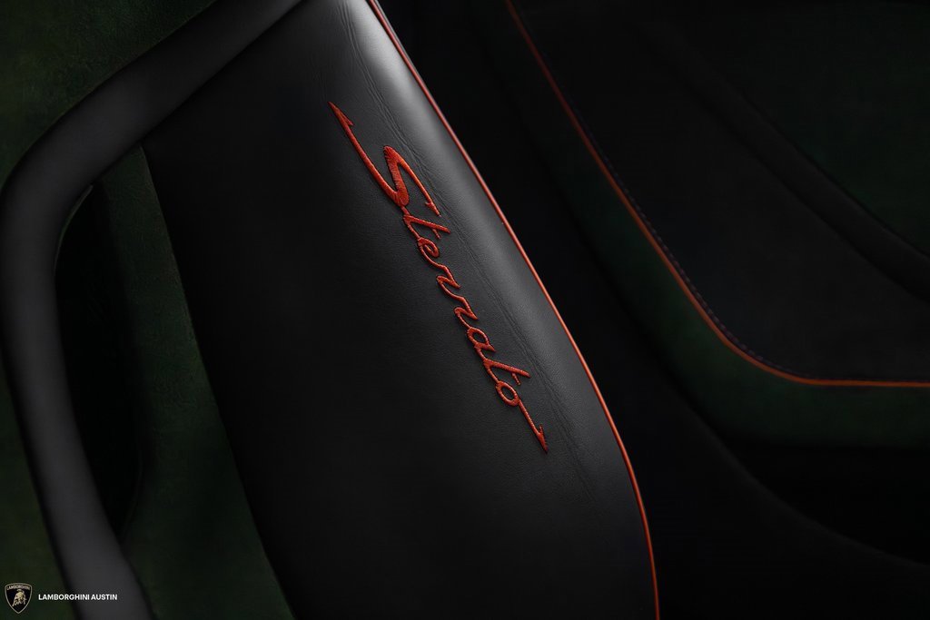 Used 2024 Lamborghini Huracan Sterrato image 36