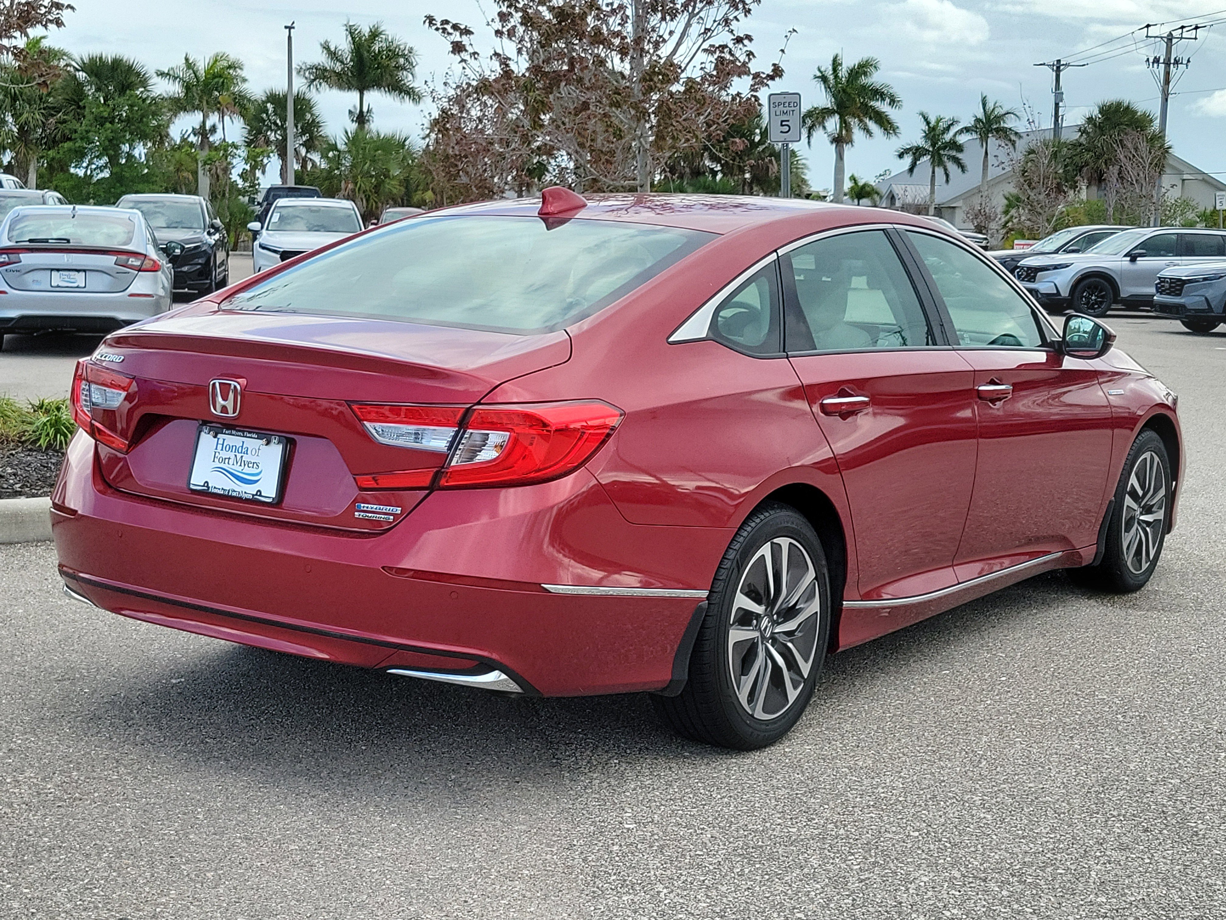 Used 2019 Honda Accord Touring image 6