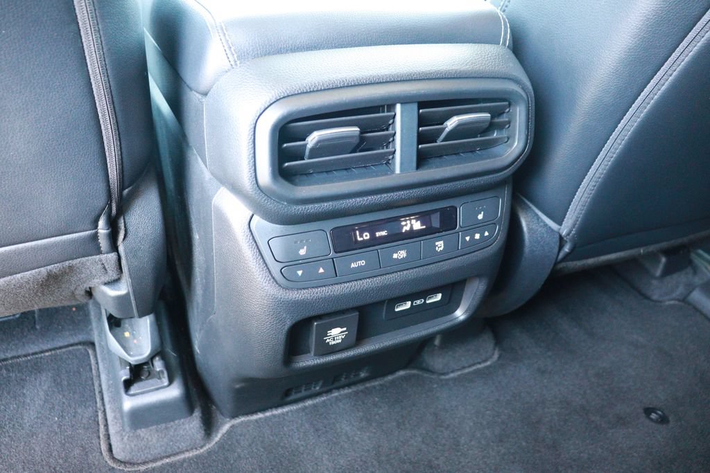 Used 2023 Honda Pilot Elite image 33