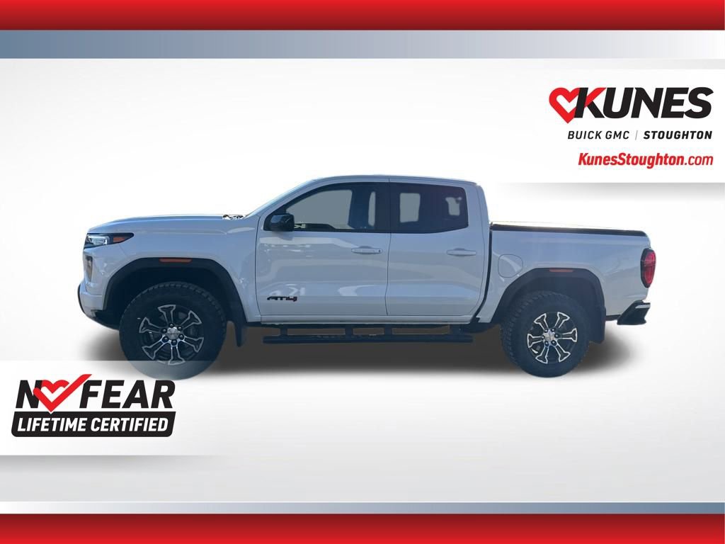 Used 2024 GMC Canyon AT4 image 8