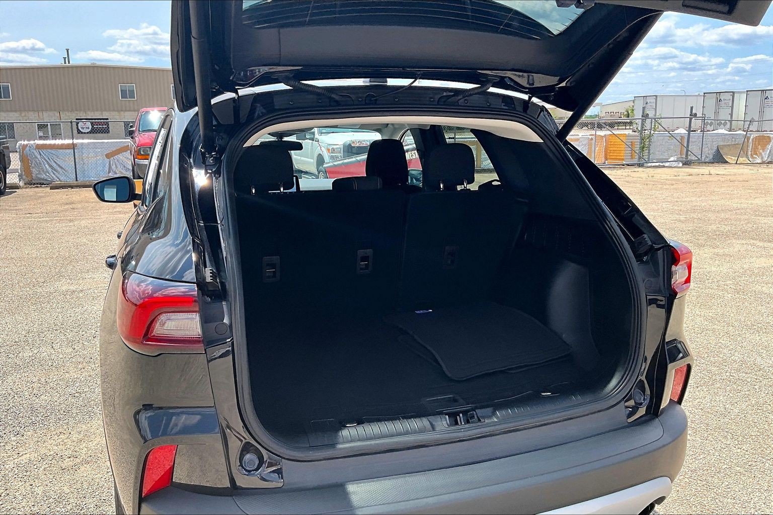 Used 2023 Ford Escape Active AWD/4WD image 19
