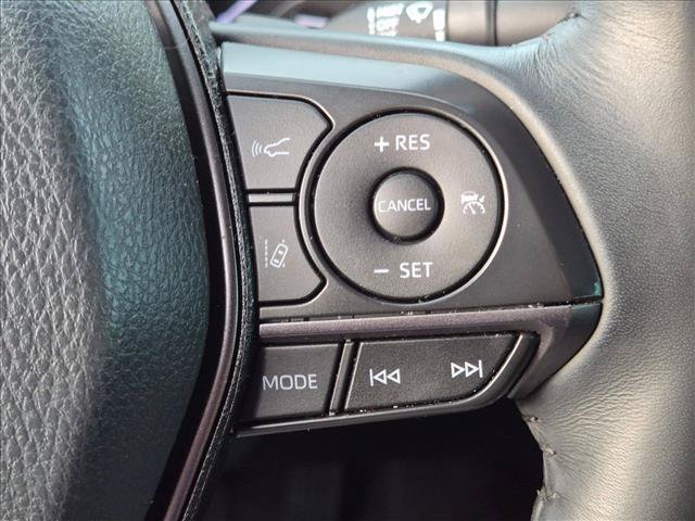Used 2023 Toyota Camry SE w/ Convenience Package FWD image 15