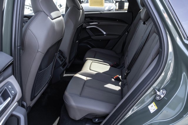 Used 2025 Audi Q5 Prestige image 21